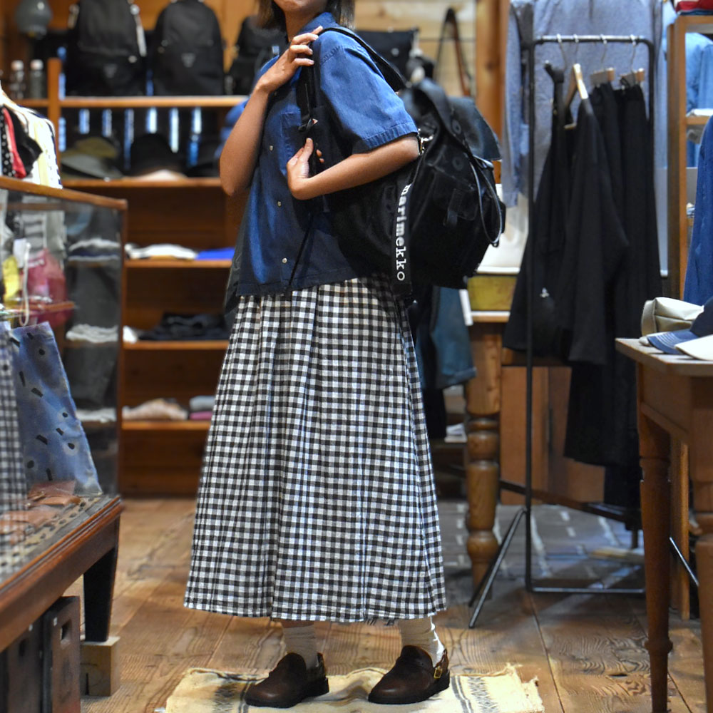 オーロラシューズ (AURORA SHOES) Middle English レディース レザーシューズ ME-W を使った大人の可愛い♪カジュアル夏レディースコーディネート