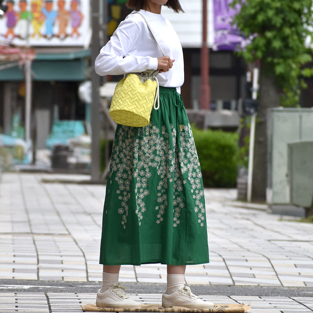ケレン(KELEN) -SUNNY- SMOCKING DESIGN BAG ショルダーバッグ LKL25HAC2028 を使ったイエロー×グリーン春夏レディースコーディネート