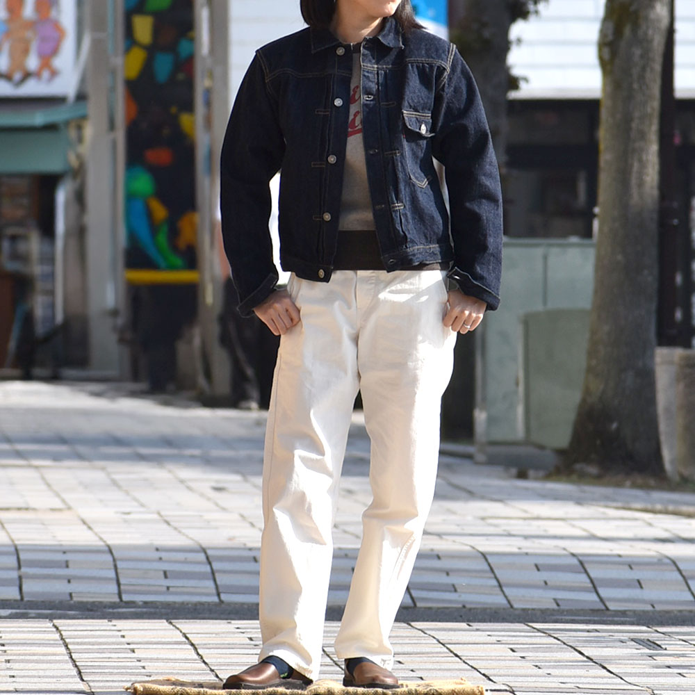 オアスロウ (orSlow) FRENCH WORK PANTS (UNISEX) コットンワークパンツ 03-5000 を使った デニムジャケットのメンズライクレディースコーデ