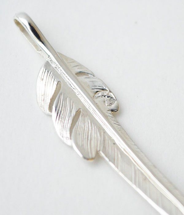 ラリースミス (LARRY SMITH) KAZEKIRI FEATHER PENDANT No.28, SMALL 