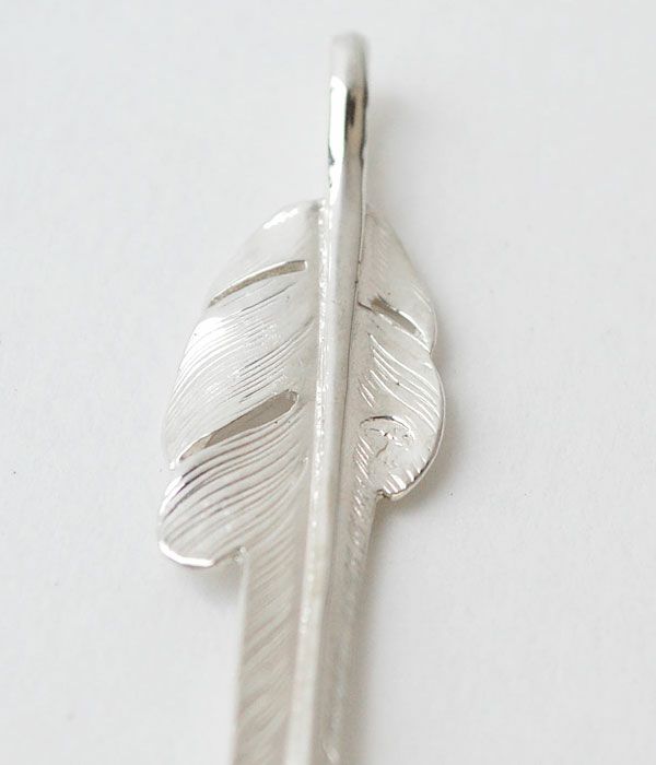 ラリースミス (LARRY SMITH) KAZEKIRI FEATHER PENDANT No.29, MEDIUM,LEFT RIGHT カゼキリフェザー Mサイズ風斬りフェザー 風切りフェザー EFNL-0029