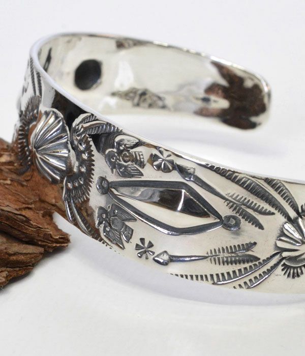 ラリースミス(LARRY SMITH) SHELL BRACELETバングル シルバー 