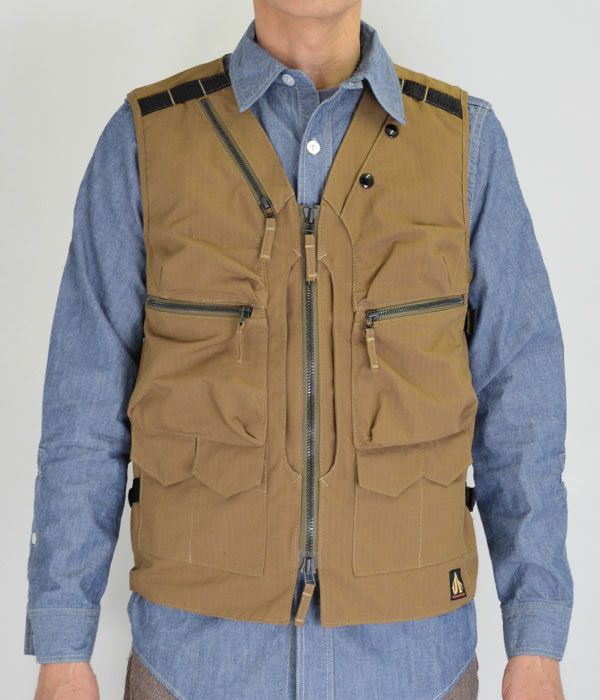 フリーホイーラーズ(FREEWHEELERS) -エクスペディション- バックパック ベストデザートカーキ1821018