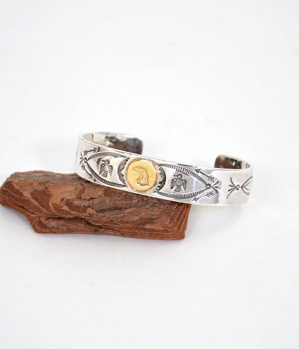 ラリースミス(LARRY SMITH)18K EAGLE FACE STAMPED BRACELET BR-0075