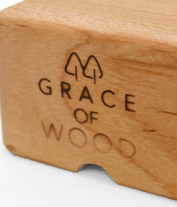 グレースオブウッド (GRACE OF WOOD) オリジナルスマホスタンド 縦置き スピーカー対応 木製 卓上