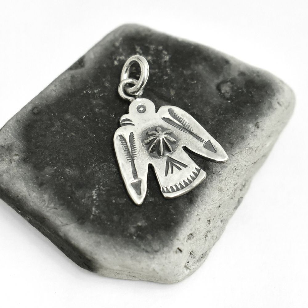 ラリースミス (LARRY SMITH) THUNDERBIRD PENDANT (SHELL) シルバー 