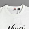 ナンガ (NANGA) NANGA × JERRY UKAI ECO HYBRID SLEEPING JERRY MARQUEZ TEE ナンガ × ジェリーウカイ エコハイブリッド スリーピングバッグ ジェリーマルケスティー 半袖プリントTシャツ 30周年限定アイテム コラボ ジェリーマルケス君 リサイクルコットン NW2411-1G806-C