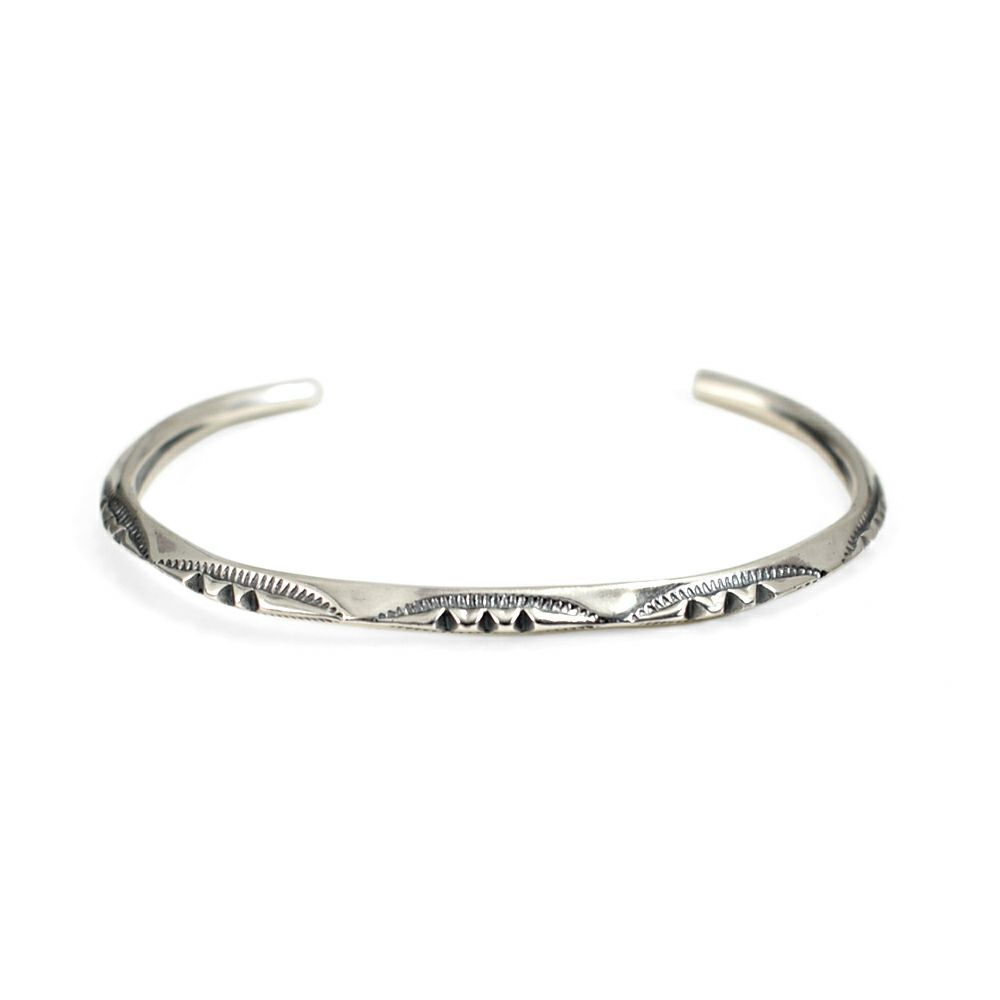 ラリースミス (LARRY SMITH) LADIE’S EXTRA THIN TRIANGLE BRACELET -３POINT- トライアングルバングル シルバーアクセサリー BR-0122-L