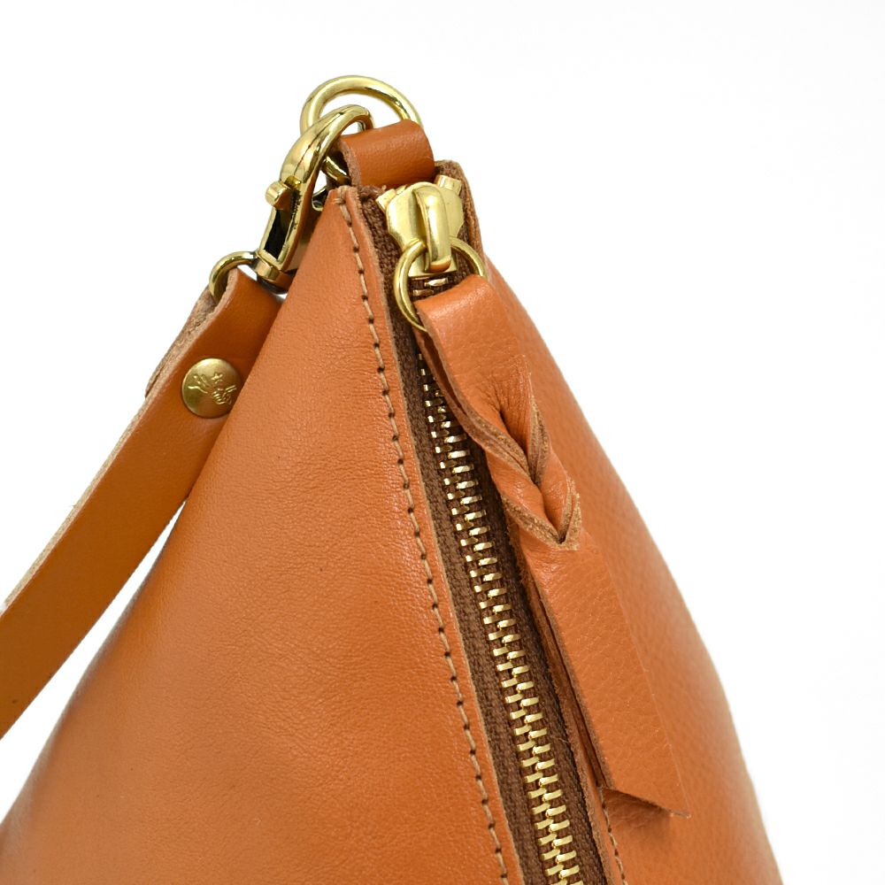 イルビゾンテ (IL BISONTE) ハンドバッグ テトラ パーティーバッグ レザーバッグ 54242-3-05113 54242305113