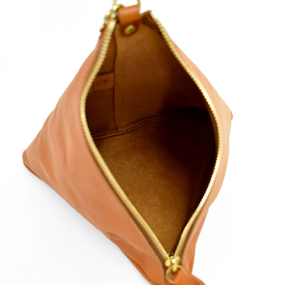 イルビゾンテ (IL BISONTE) ハンドバッグ テトラ パーティーバッグ レザーバッグ 54242-3-05113 54242305113