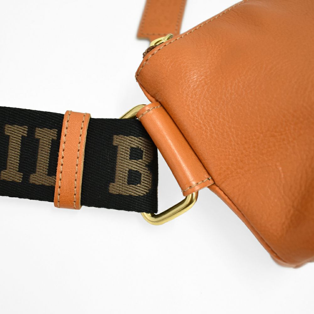 イルビゾンテ (IL BISONTE) ベルトバッグ レザーショルダーバッグ 54202-3-00911 54202300911