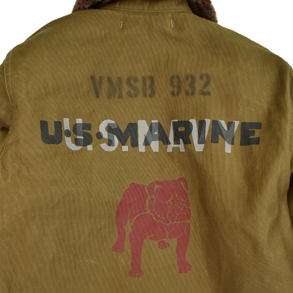 フリーホイーラーズ (FREEWHEELERS) 1944 U.S.M.C Marine Scout Bombing SQ932 -TEUFELHUND- TYPE N-1 1940s MILITARY CLOTHING NXS1404 Original Jungle Cloth Paraffin Coating DARK KHAKI BEIGE デッキジャケット アウター コート カスタム 2531002