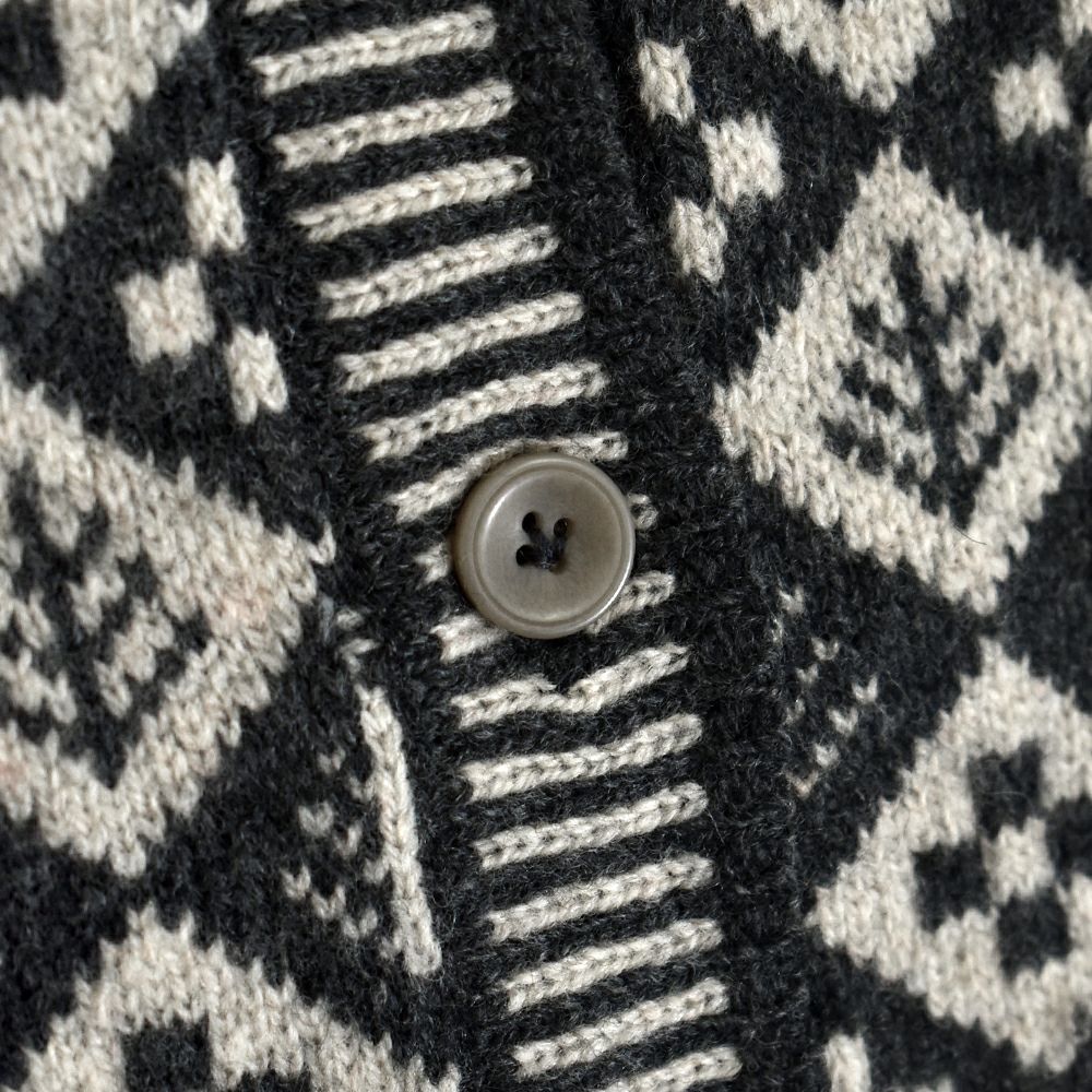 ブリスバンチ (Bliss bunch) ジャガード クルーネックカーデ ウールジャガードニットカーディガン P758-440