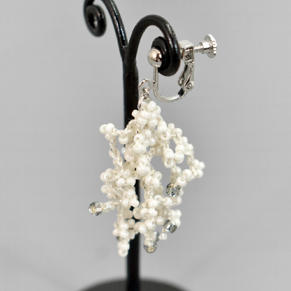 マーブルシュッド (marble SUD)
Grain Yarn mini イヤリング
18FF999284
