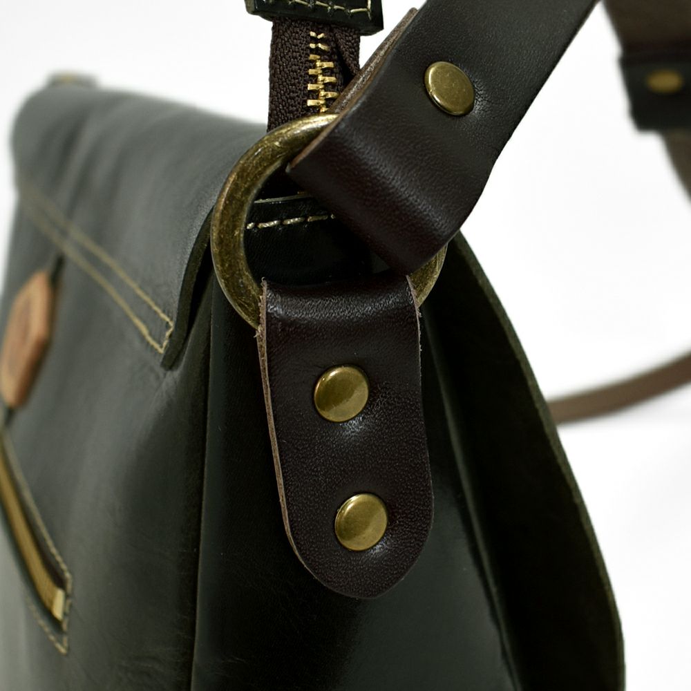 アインソフ (Ain Soph) 切りっぱなし 横型ショルダーバッグ 日本製 レザーショルダーバッグ 牛革 ASE1639-HWM